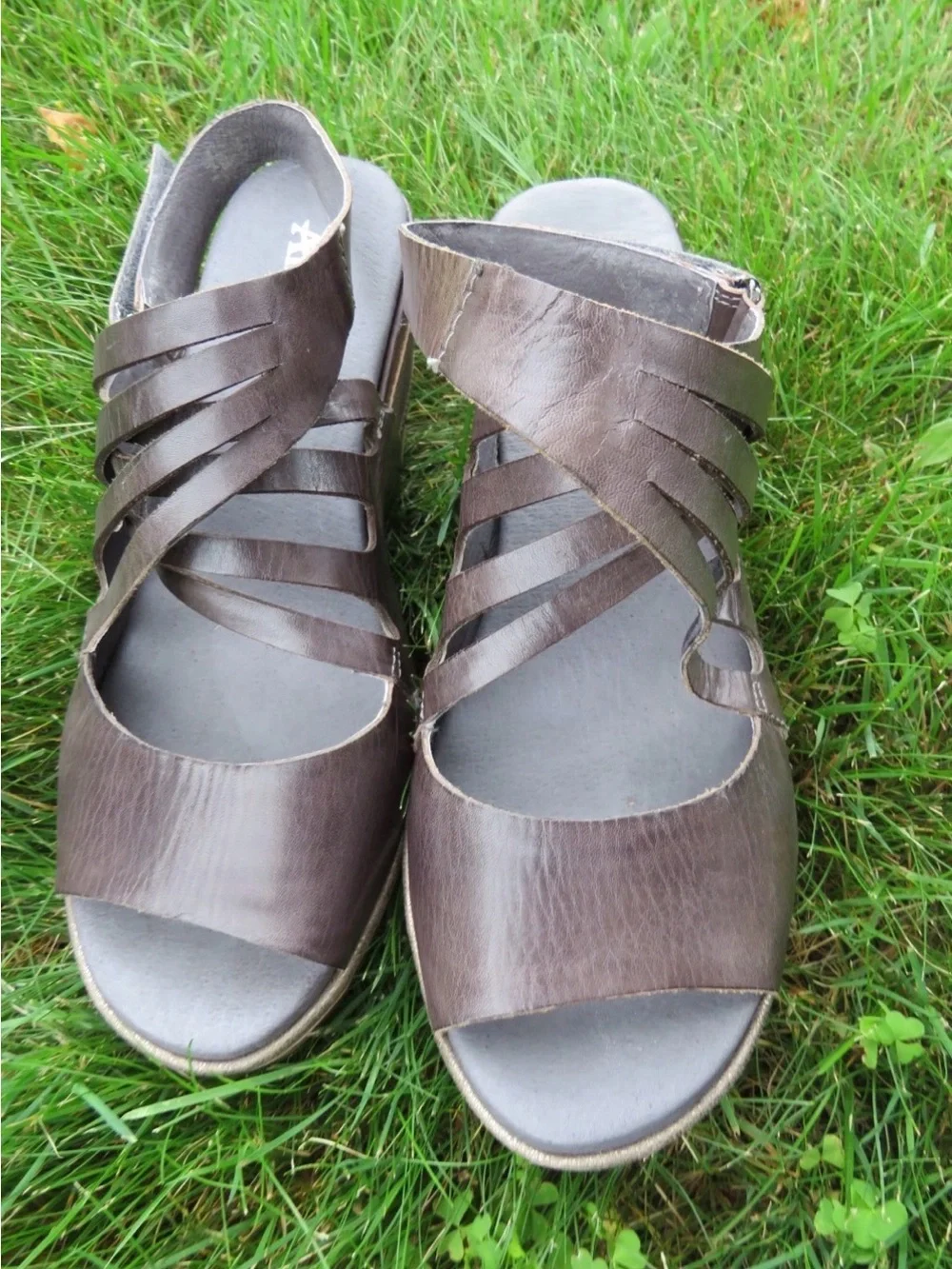 Antelope Brown Leather Wedge Sandals